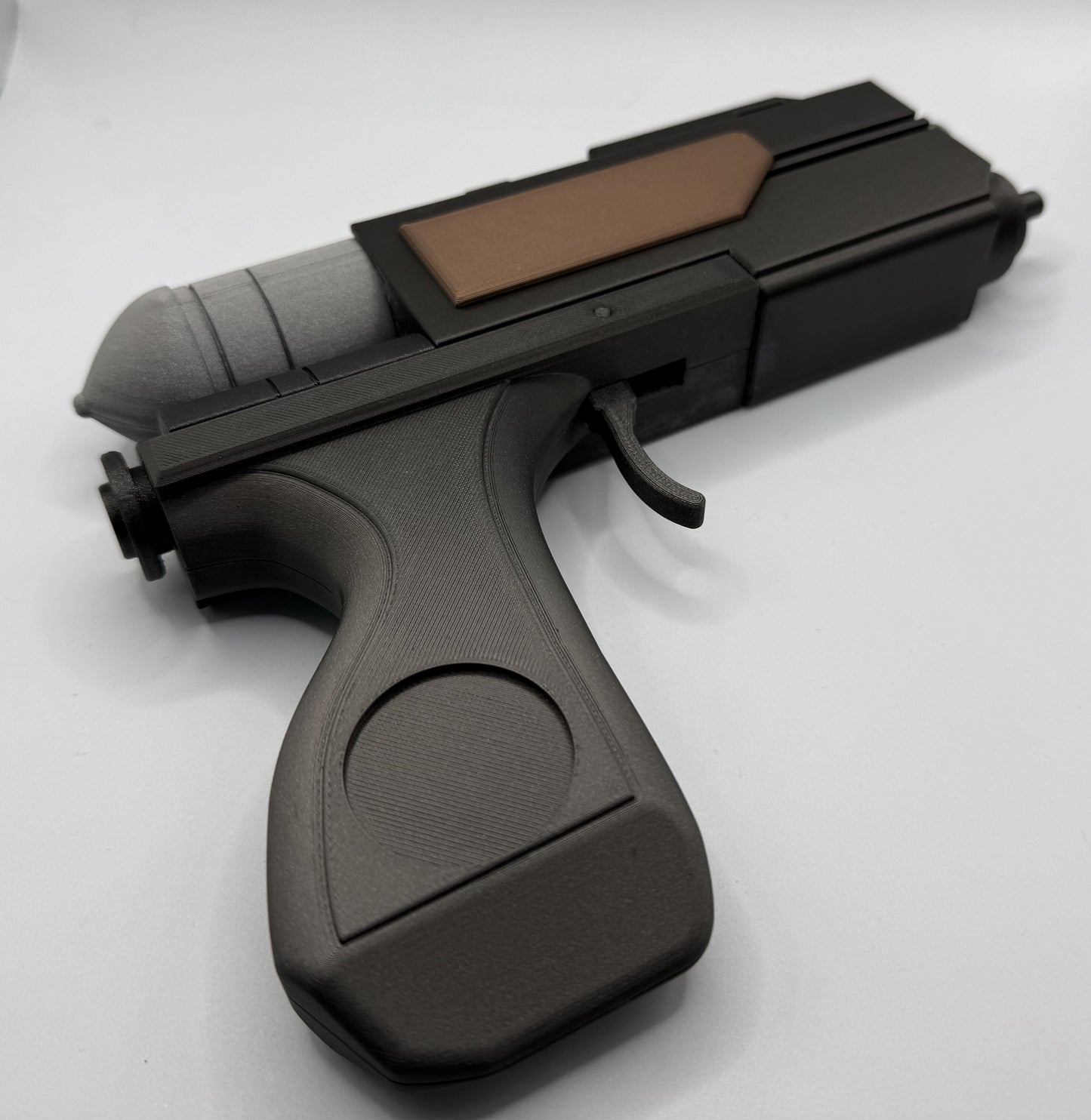 Blurrg-1120 holdout blaster used by Hera Syndulla