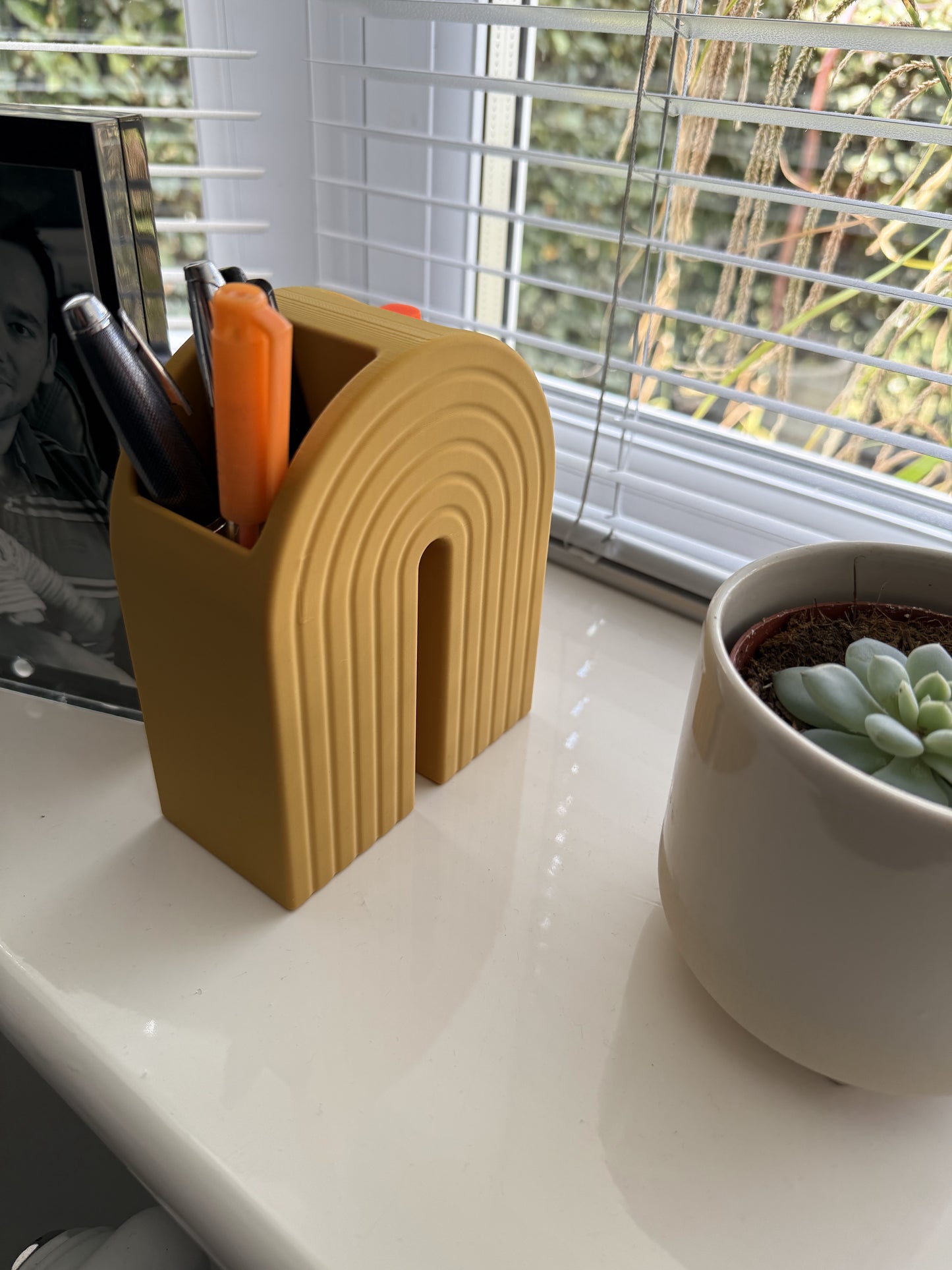 Rainbow Bookend Organizer