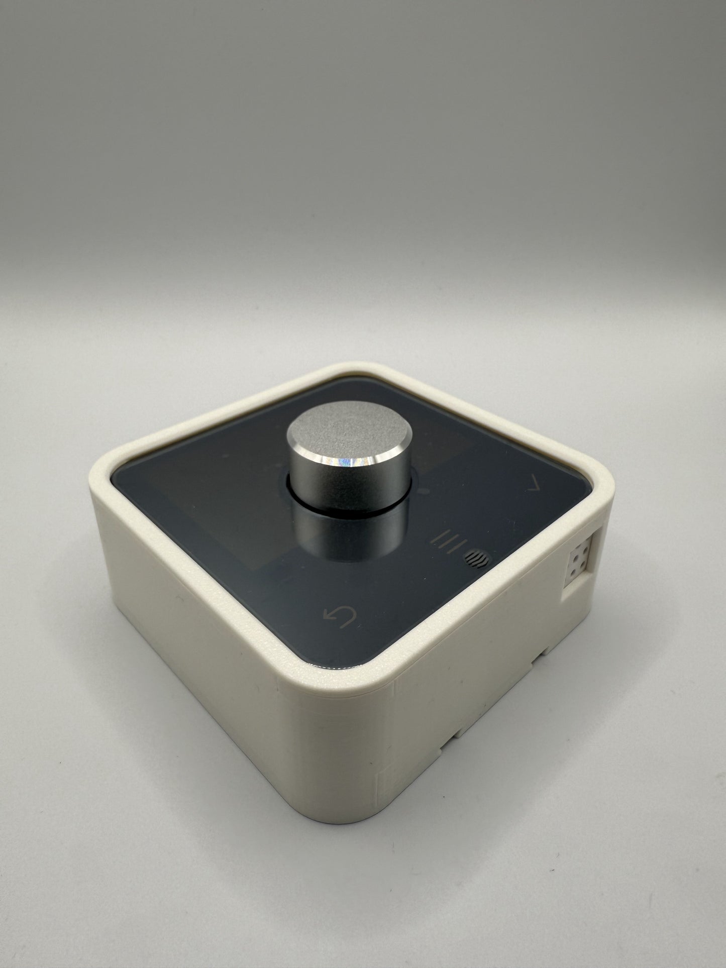Hive Thermostat Wall Mount Case | Trim & Quick Release Backplate | Custom Colour Options