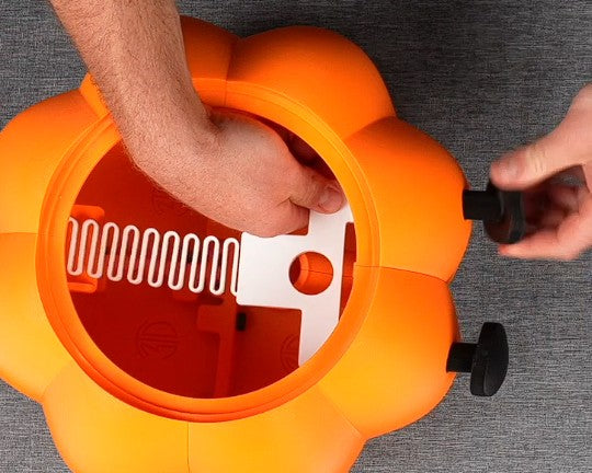 Candy Dispensing Pumpkin – The Ultimate Halloween Treat