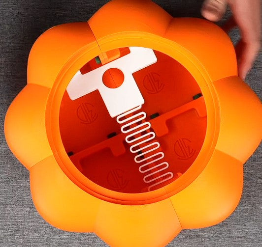 Candy Dispensing Pumpkin – The Ultimate Halloween Treat