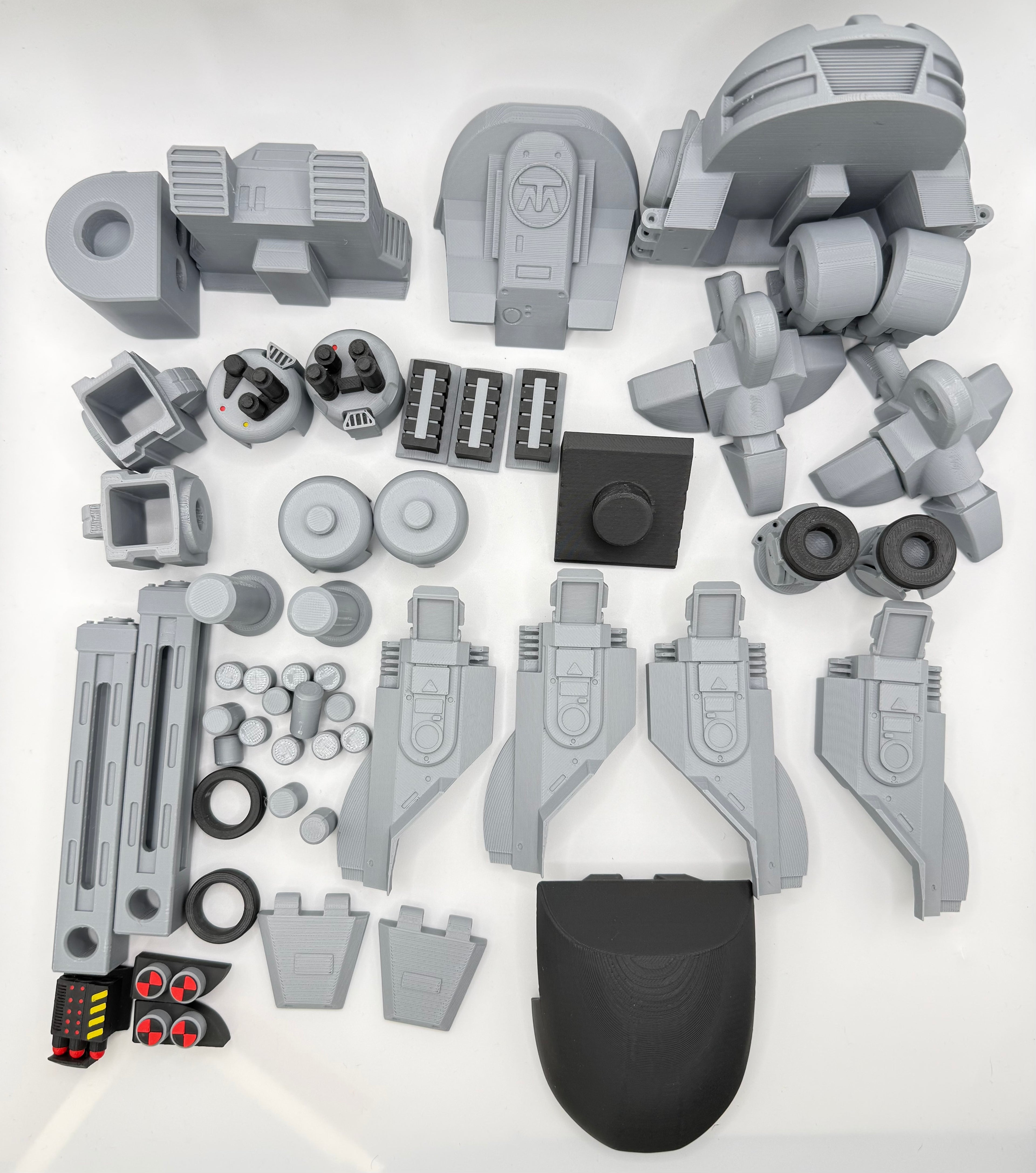 ED209 Enforcement Droid – 3D Printed Model Kit | RoboCop Fan Art | UK Made