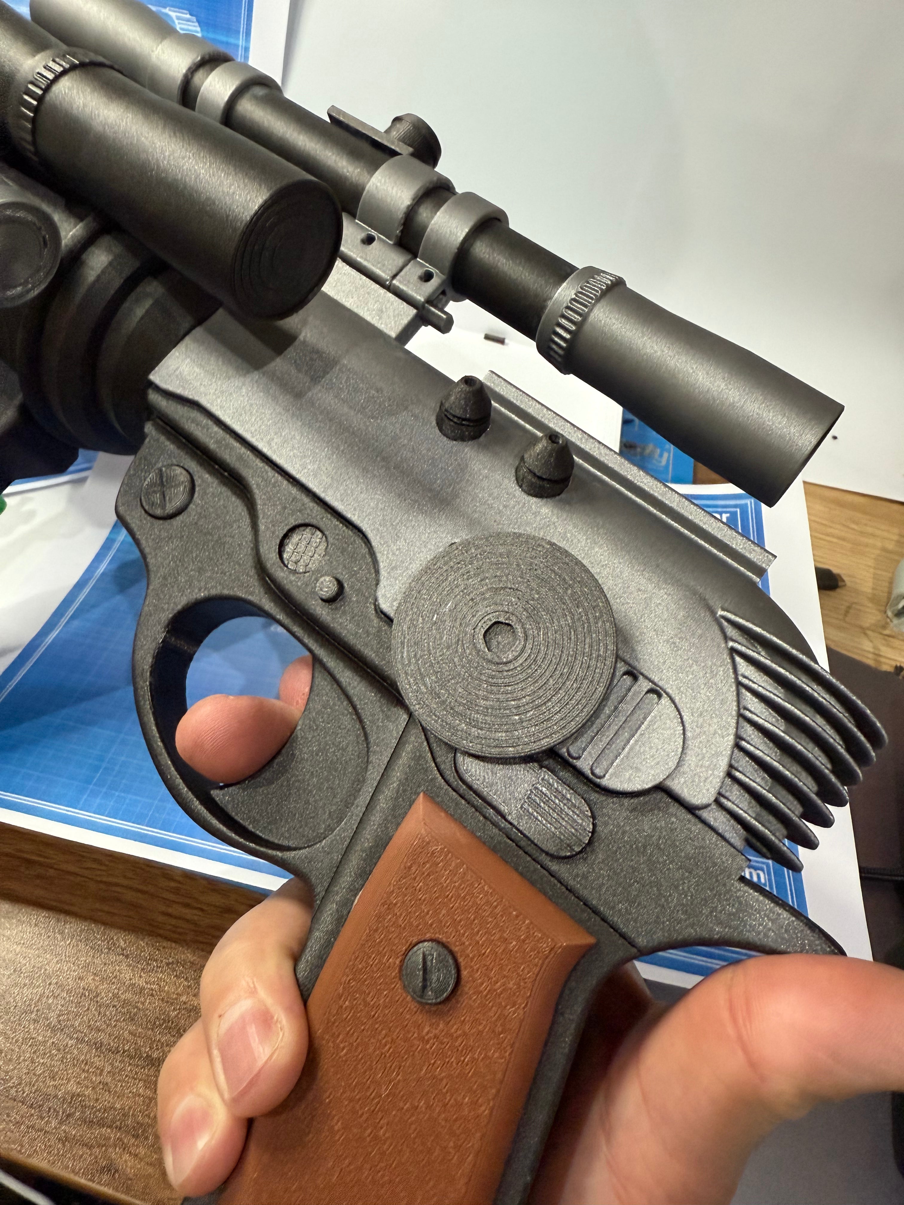 EE-4 Blaster Model Kit | Cosplay | Prop | Display Piece