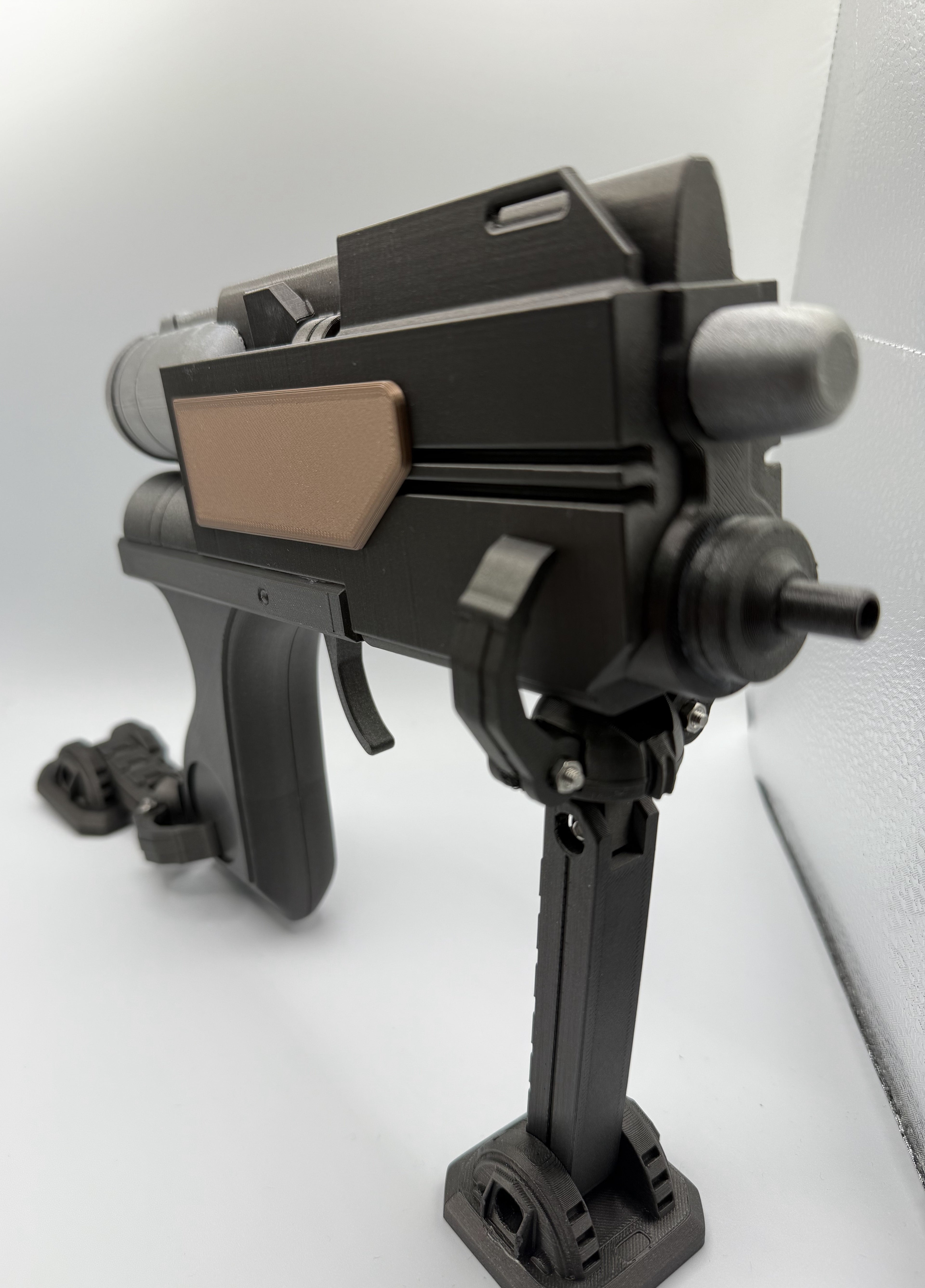 Blurrg-1120 Holdout-Blaster, der von Hera Syndulla benutzt wird