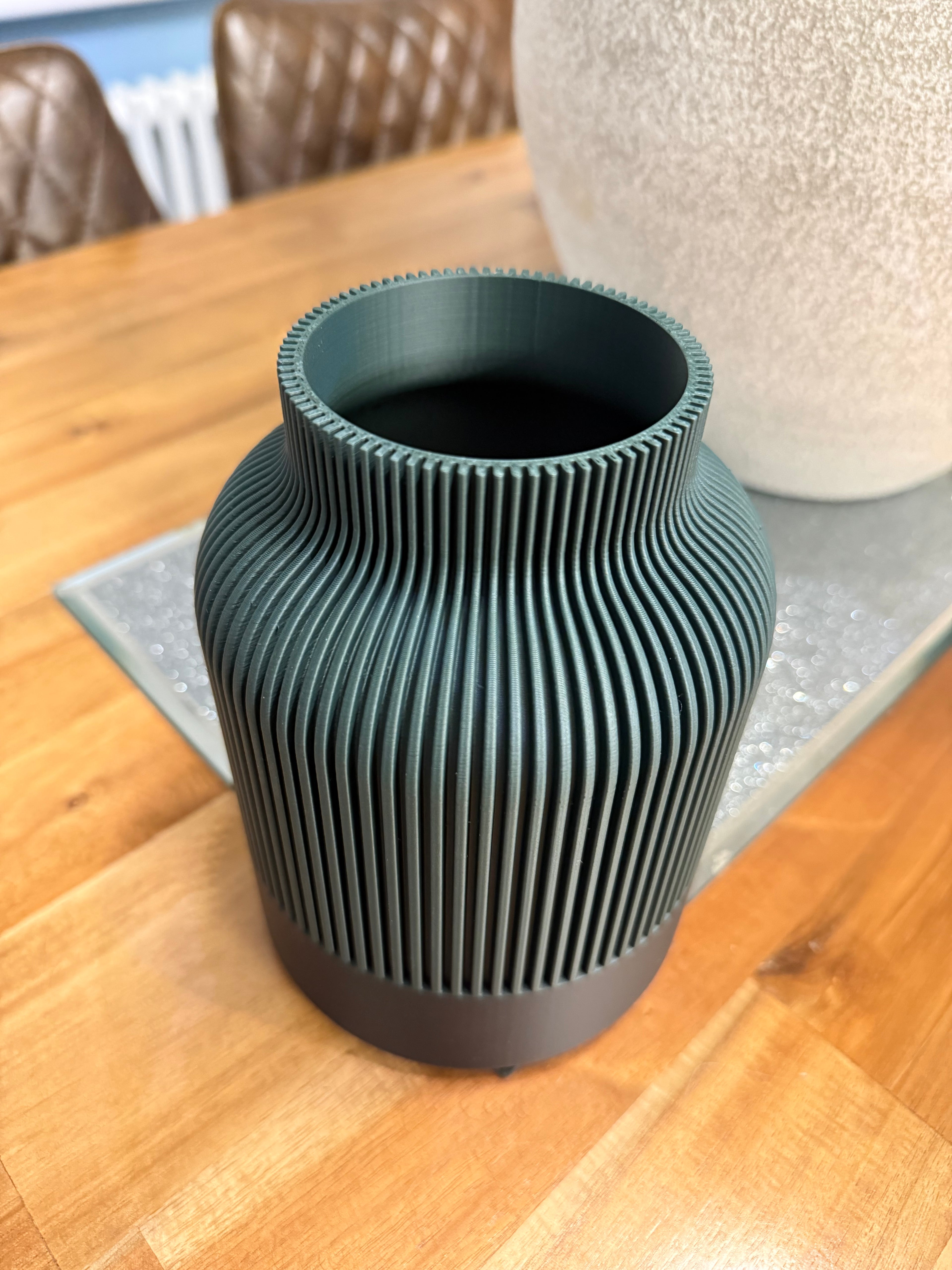 Japandi Vase – 3D Printed Woodfill Home Décor