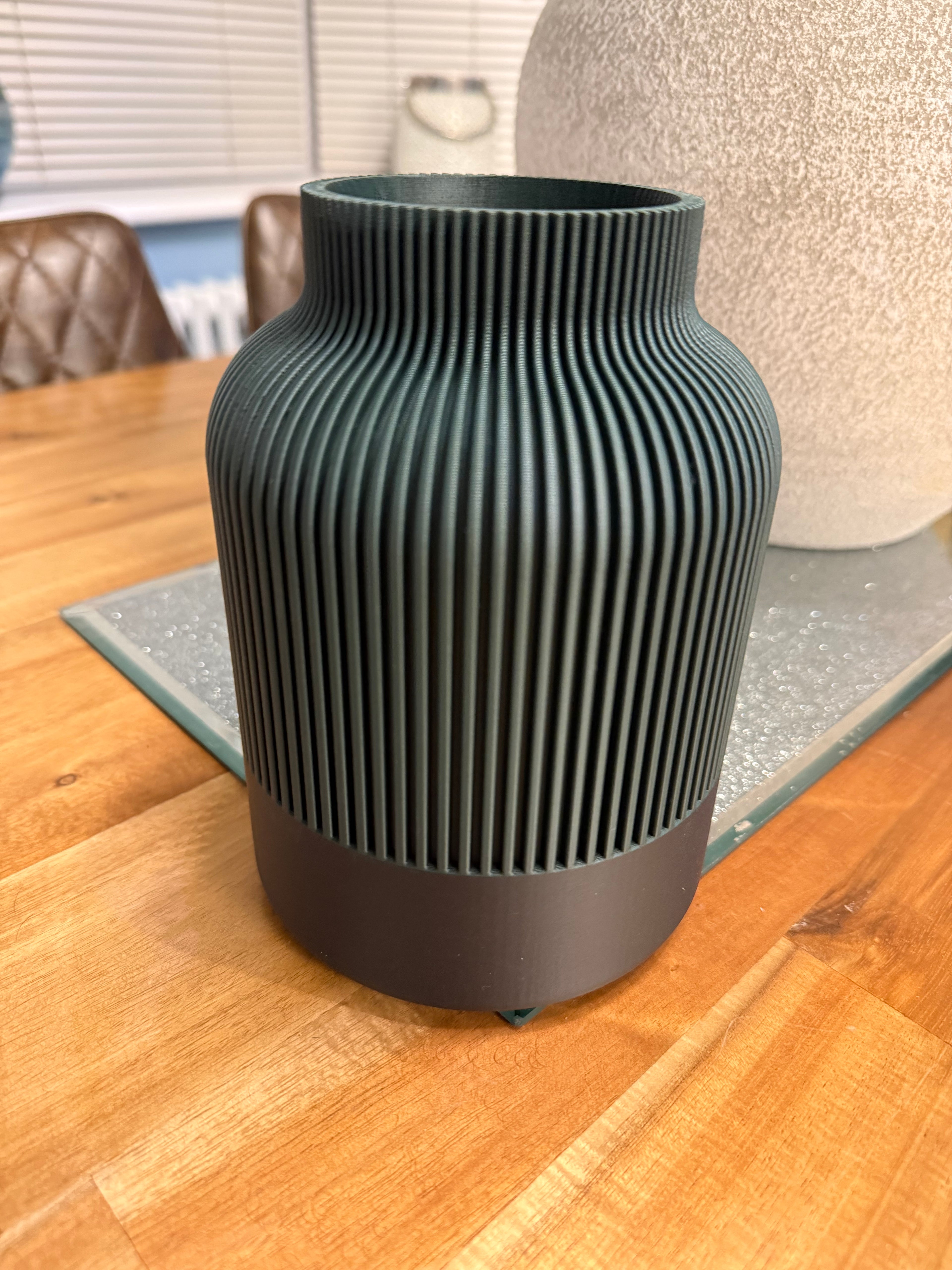 Japandi Vase – 3D Printed Woodfill Home Décor