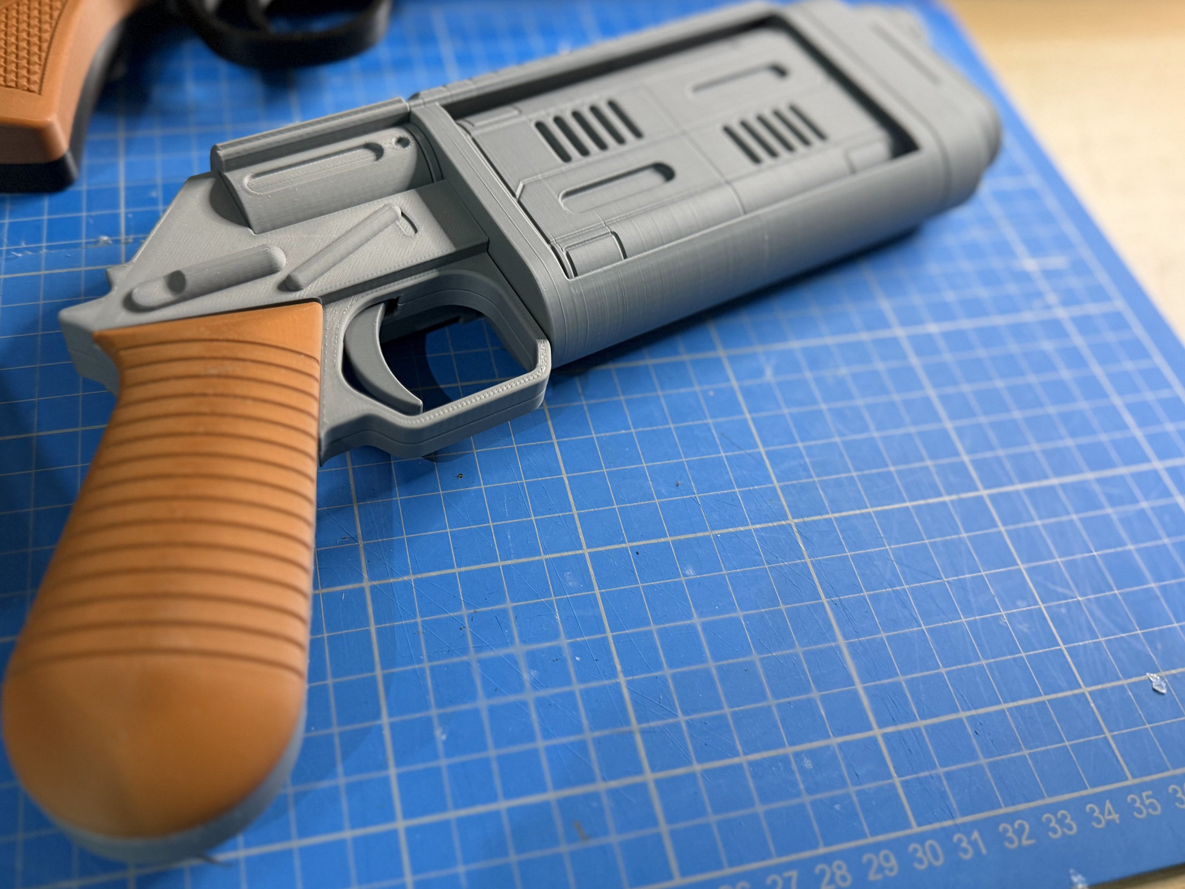 Model Kit of the Iconic MW-20 Bryar Blaster