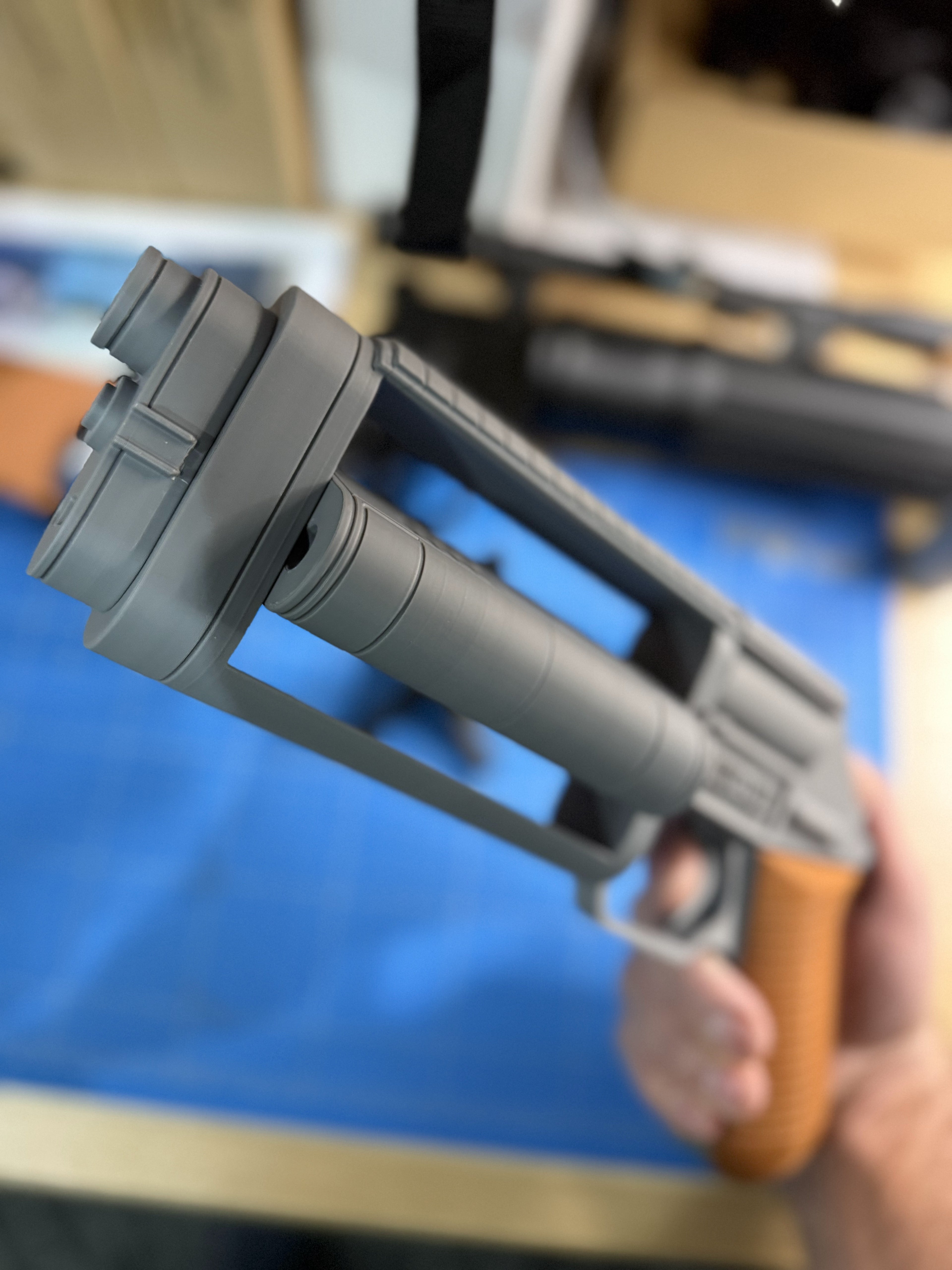 Modellbausatz des ikonischen MW-20 Bryar Blasters