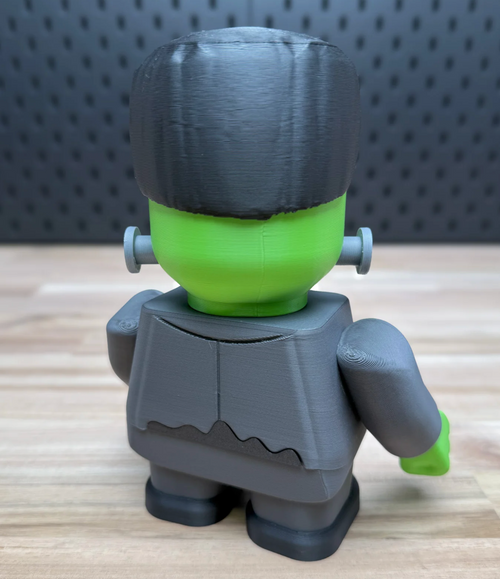 Monstre de Frankenstein costaud