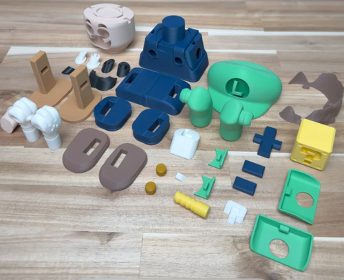Chunky Luigi 3D printed model kit, alternate angle