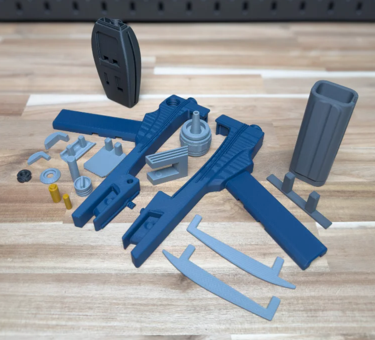Star Trek - Type II Phaser prop kit