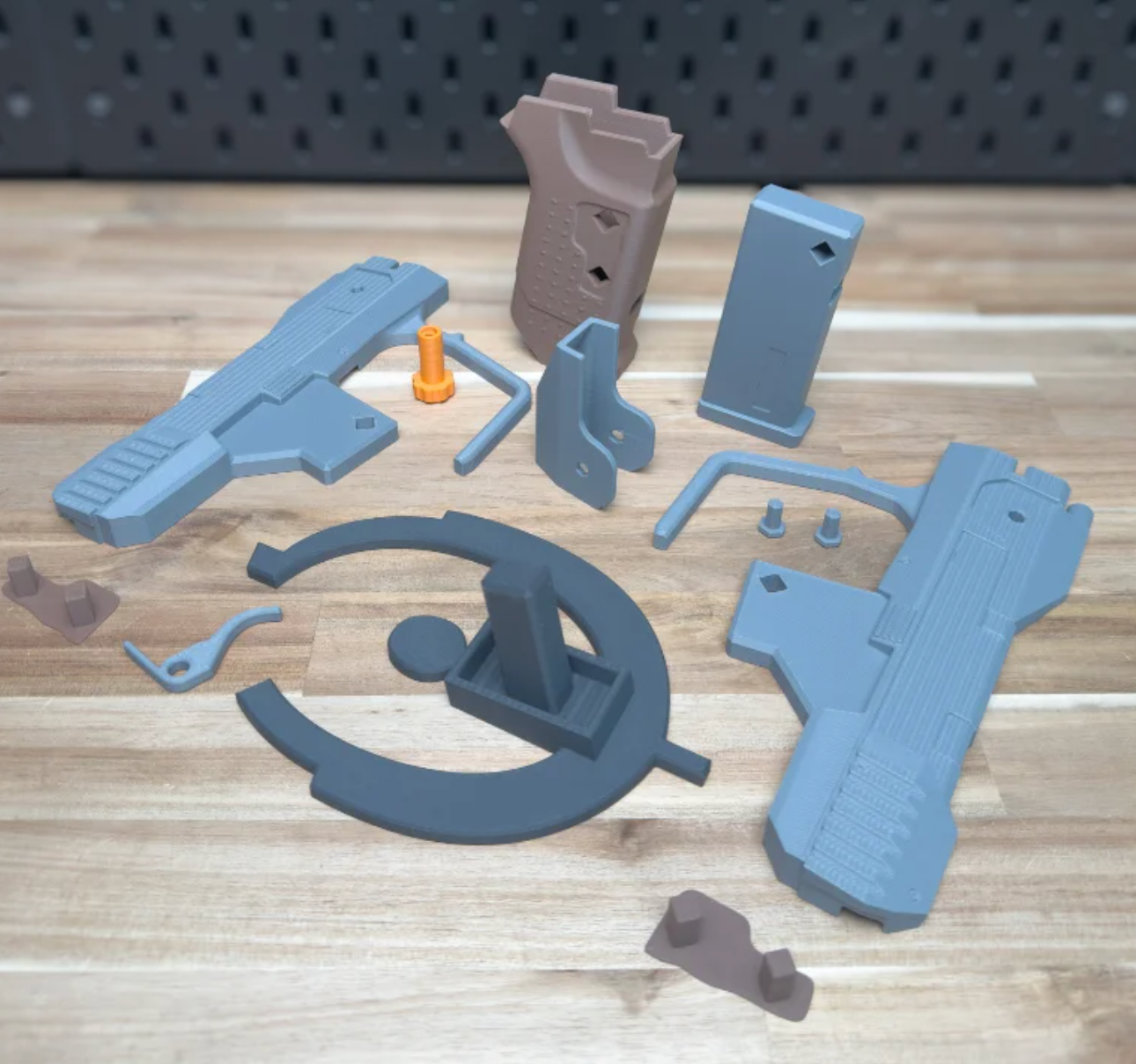 3D Printed Halo-Inspired M6D Magnum Blaster Kit – Full-Scale Cosplay Prop