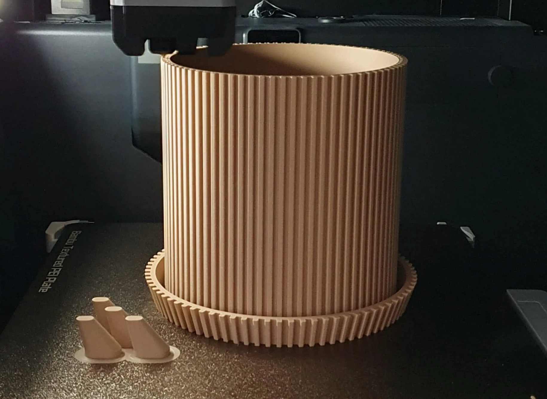 Japandi Planter with Legs – 3D Printed Elevated Plant Pot | Custom Colour | UK Made