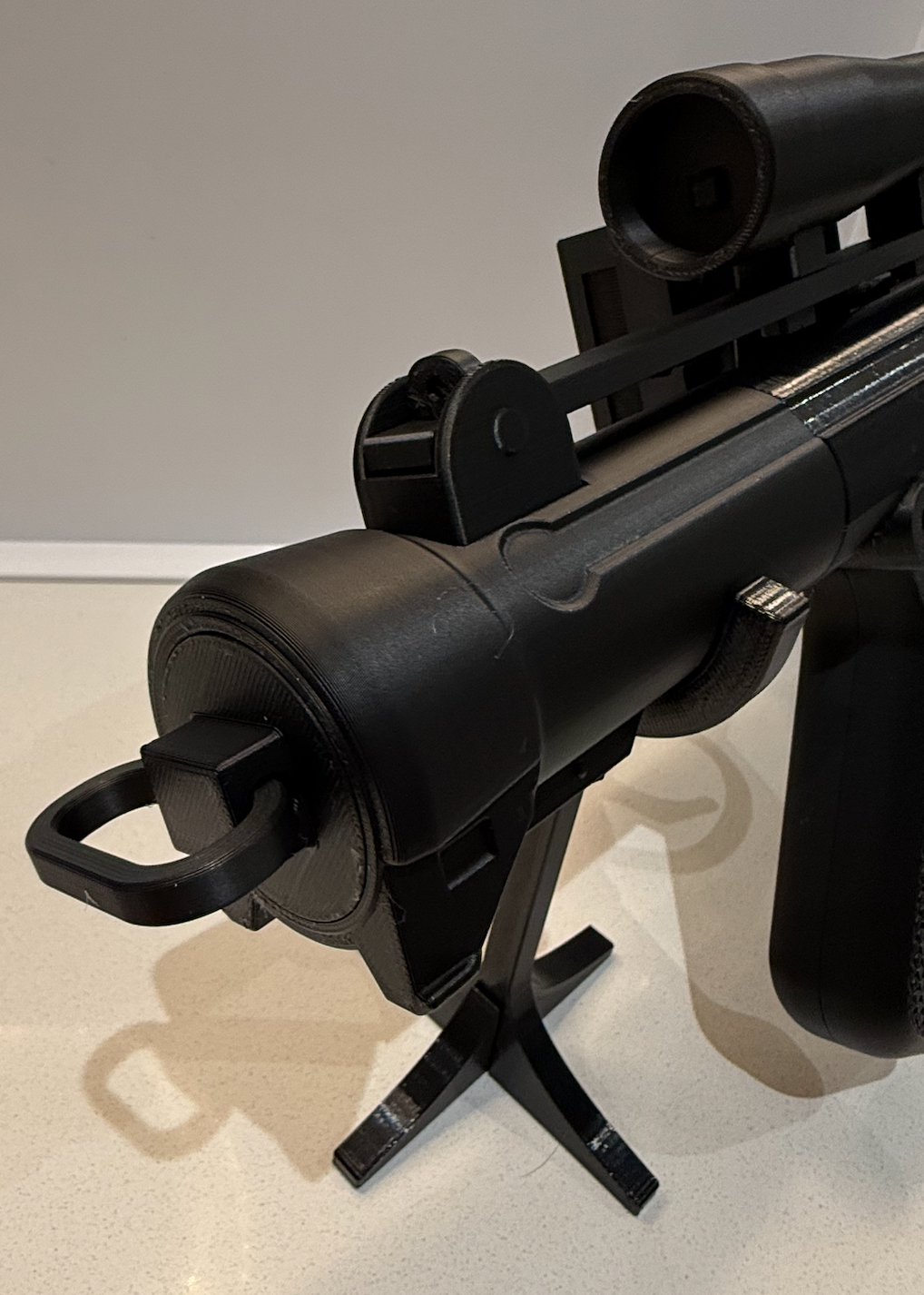 E-11 Blaster Prop Kit Display Cosplay