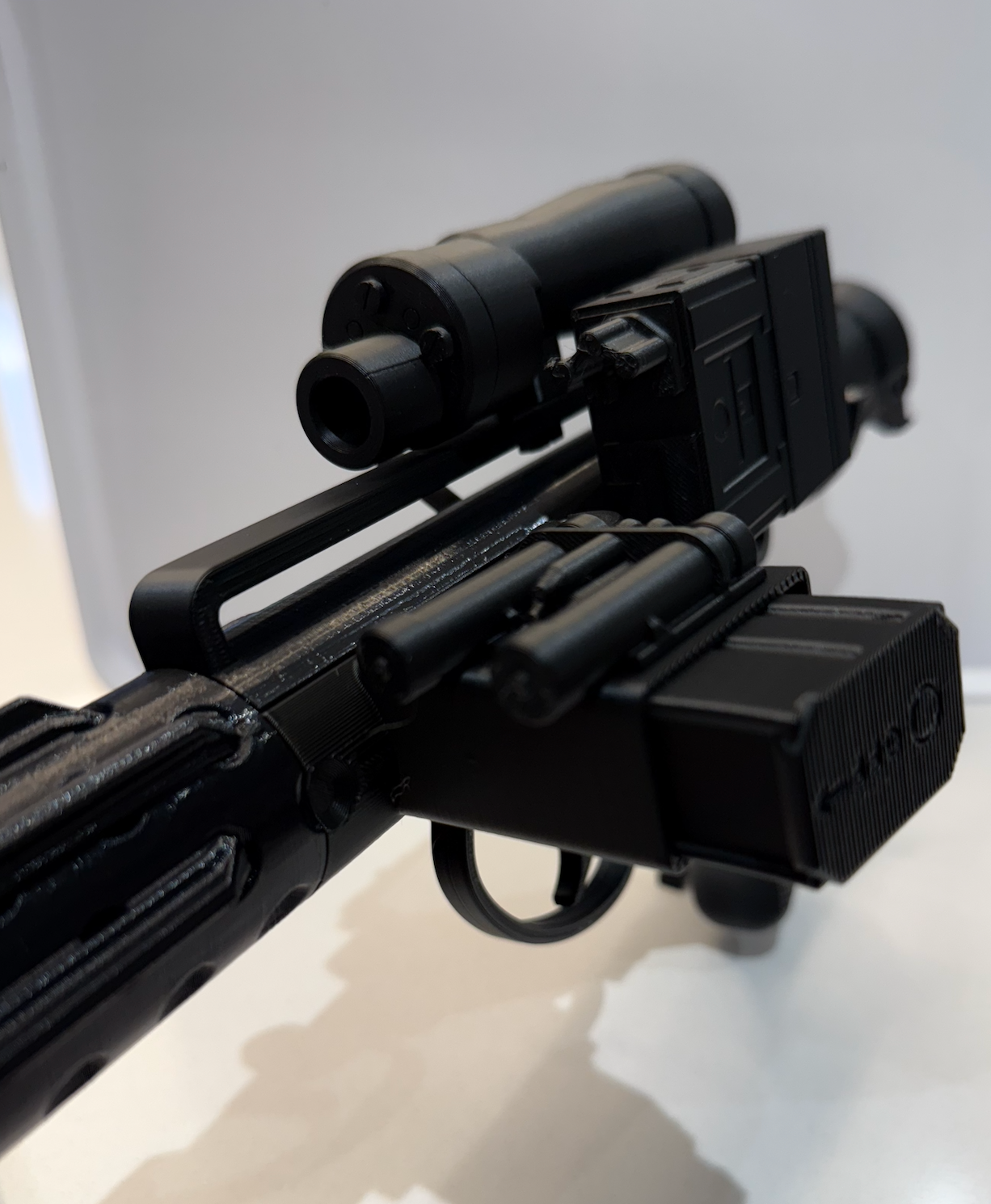 E-11 Blaster Prop Kit Display Cosplay