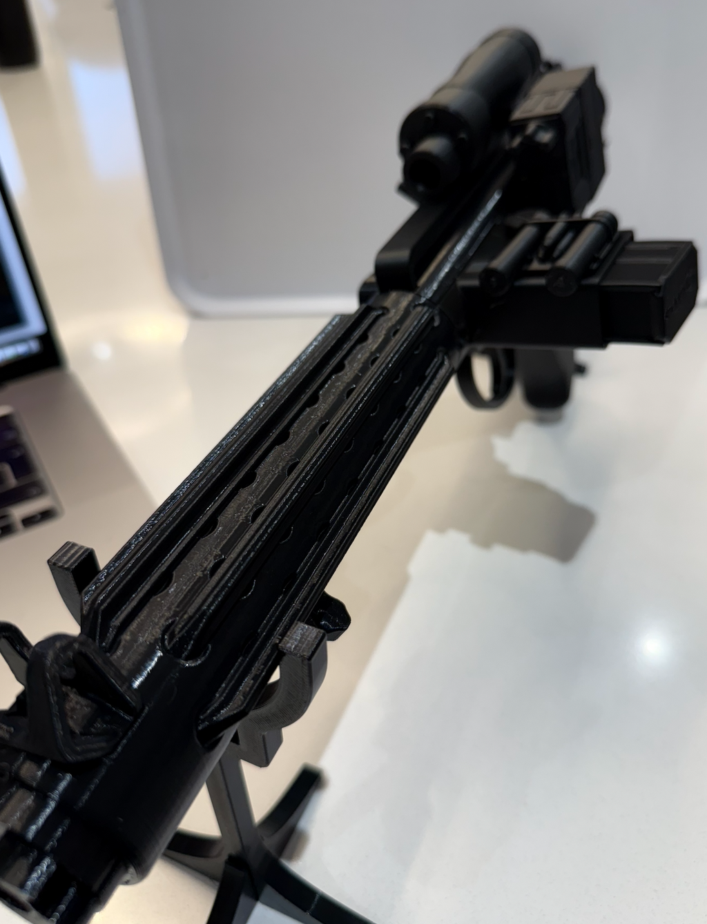 E-11 Blaster Prop Kit Display Cosplay