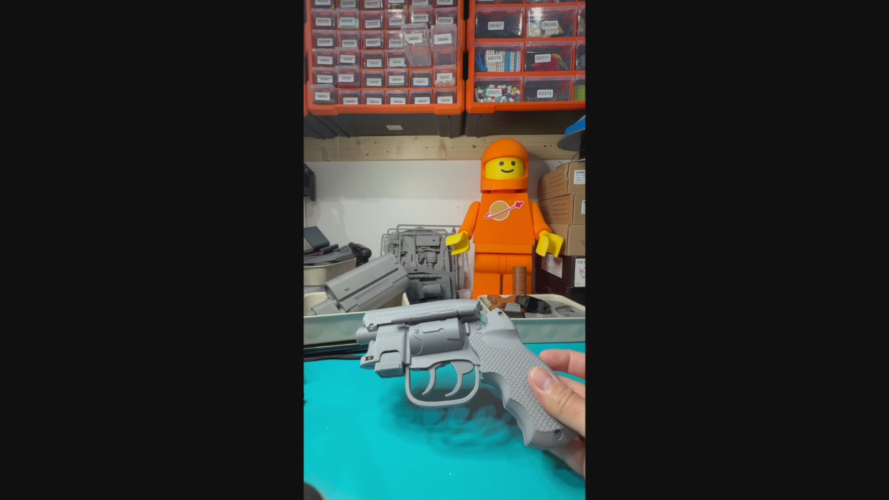 Blade Runner Snub Nose Blaster – 3D Printed Model Kit